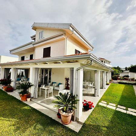 Invilla Bed&Breakfast - Quality Rooms Santa Maria di Castellabate Kültér fotó