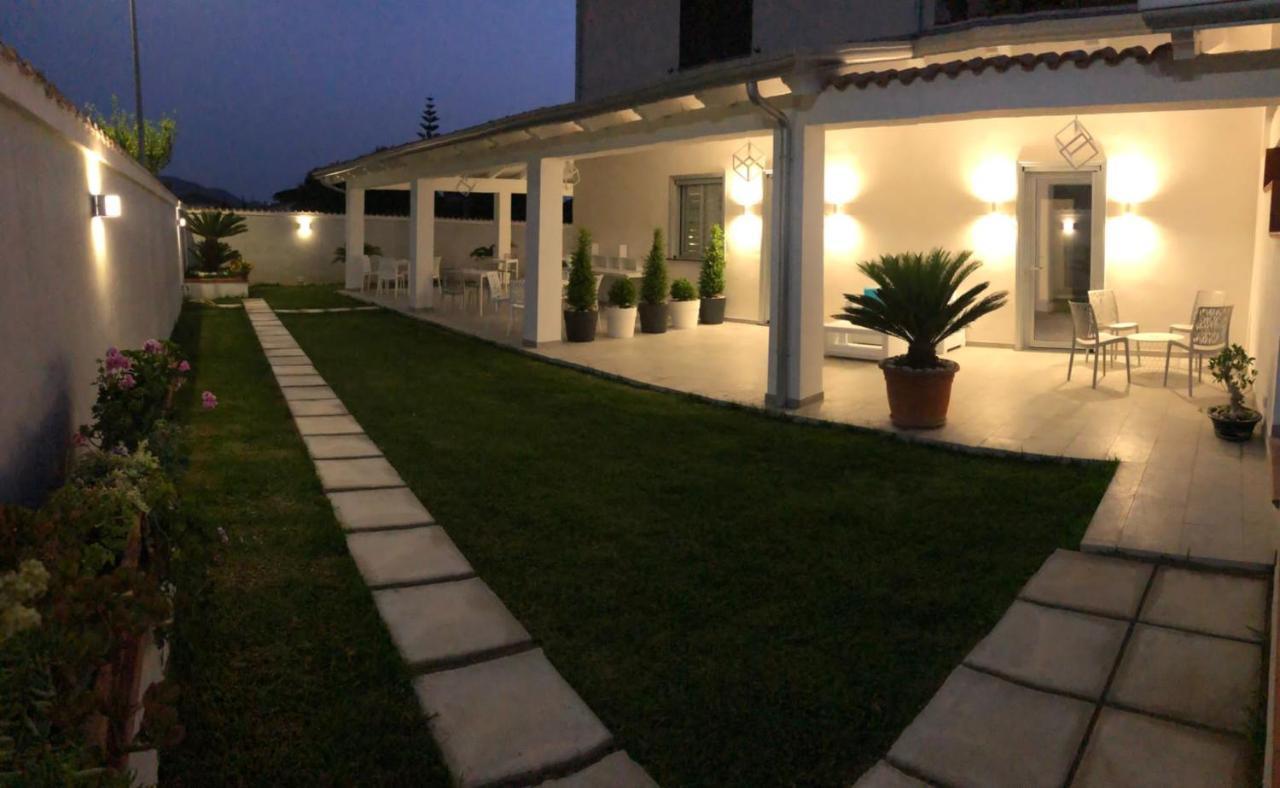 Invilla Bed&Breakfast - Quality Rooms Santa Maria di Castellabate Kültér fotó